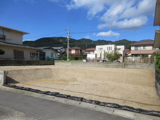 虹ヶ丘4丁目土地